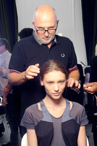 Look 18